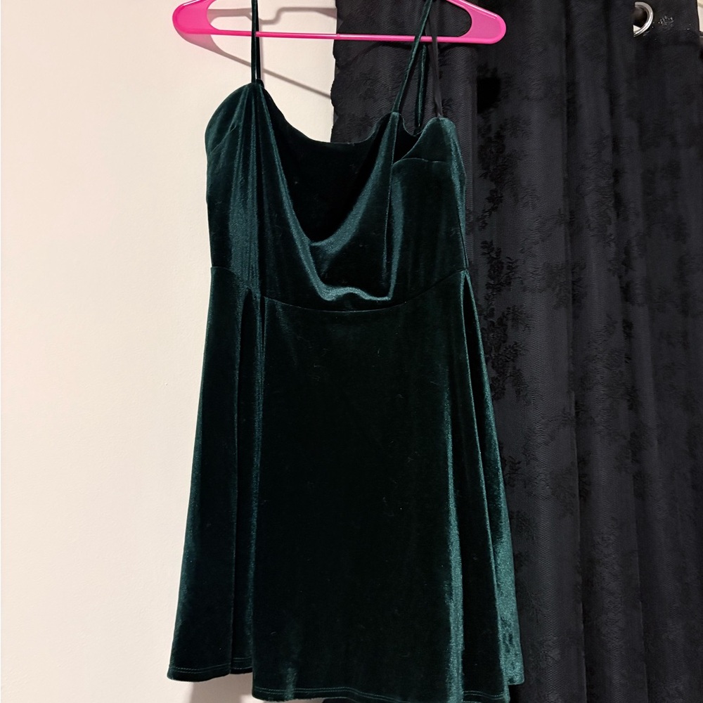 B. Smart Forest Green Velvet  Mini Dress